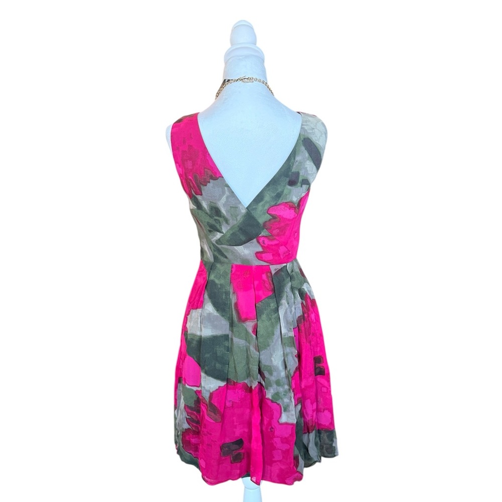 Trina Turk “Winston” 100% Silk Watercolor Dress - Picture 3 of 7